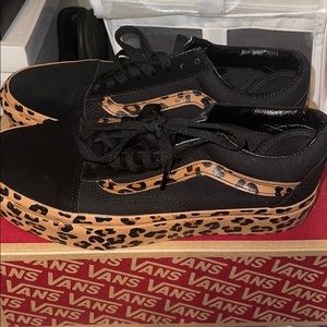Cheetah print VANS